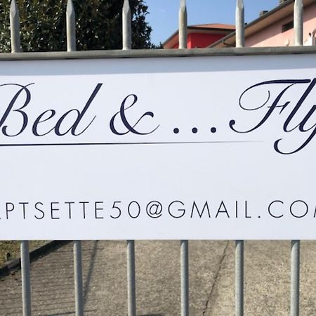 Bed &... Fly Apartment กราสซอบบิโอ ภายนอก รูปภาพ