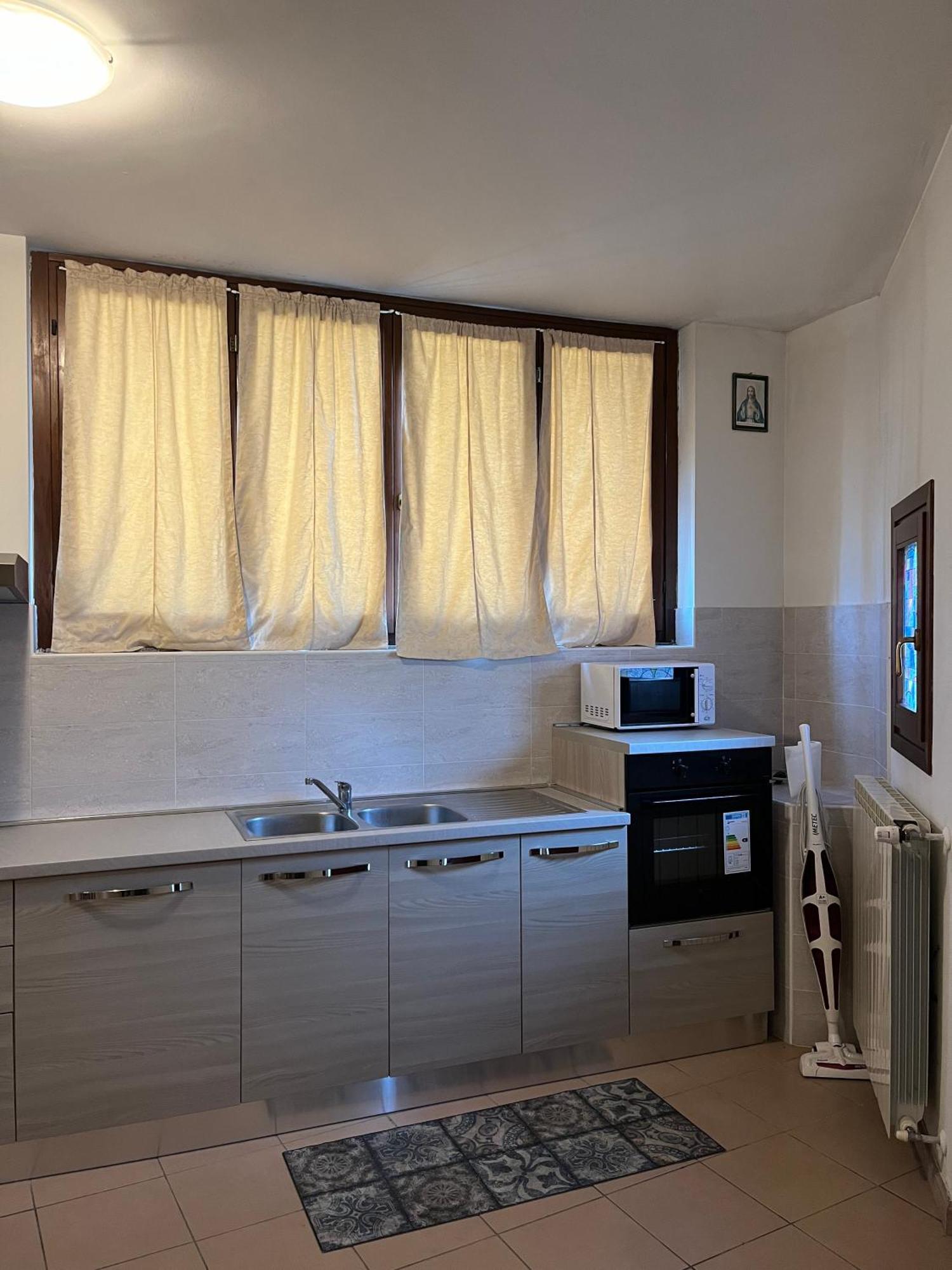Bed &... Fly Apartment กราสซอบบิโอ ภายนอก รูปภาพ