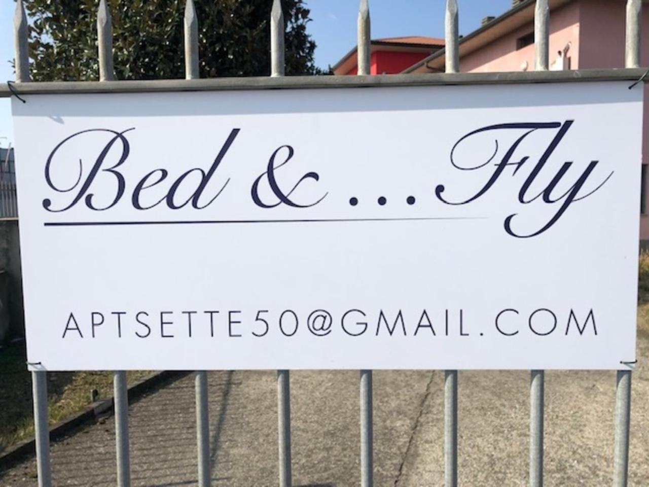 Bed &... Fly Apartment กราสซอบบิโอ ภายนอก รูปภาพ