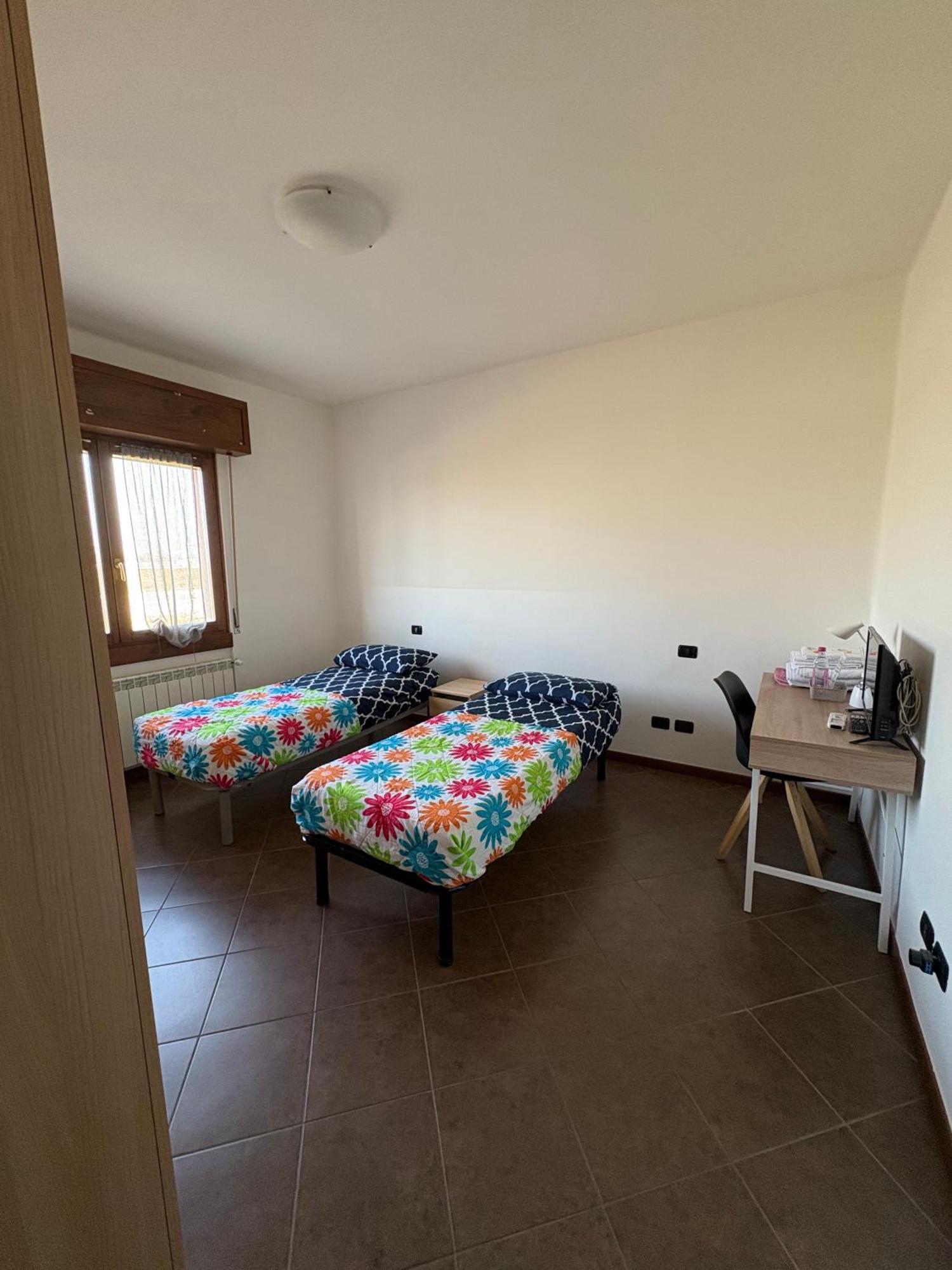 Bed &... Fly Apartment กราสซอบบิโอ ภายนอก รูปภาพ